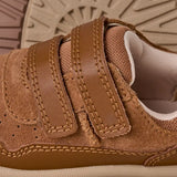 Toddlers' UGG Rennie Low in Chestnut