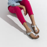Birkenstock Gizeh in Silver